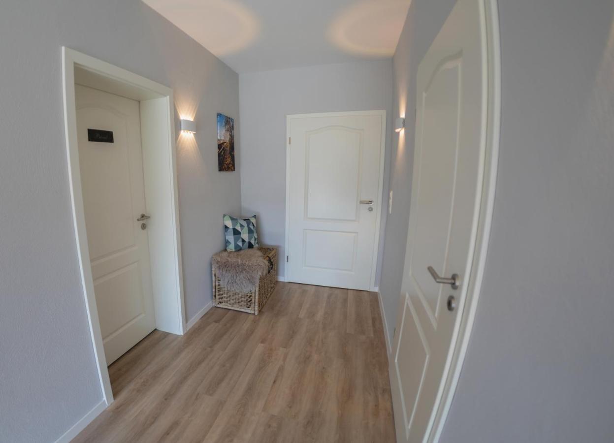 טראבן-טרארבאך Ferienwohnung Moselpanorama מראה חיצוני תמונה