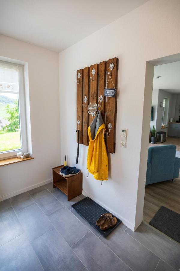 טראבן-טרארבאך Ferienwohnung Moselpanorama מראה חיצוני תמונה